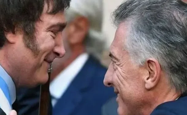 Mauricio Macri rompió el silencio tras su reunión con Javier Milei: «No logramos ponernos de acuerdo»  Luego de algunos trascendidos, el expresidente publicó un extenso descargo, en el que cuestionó la salida de Guillermo Francos y la llegada de Manuel Adorni para reemplazarlo.