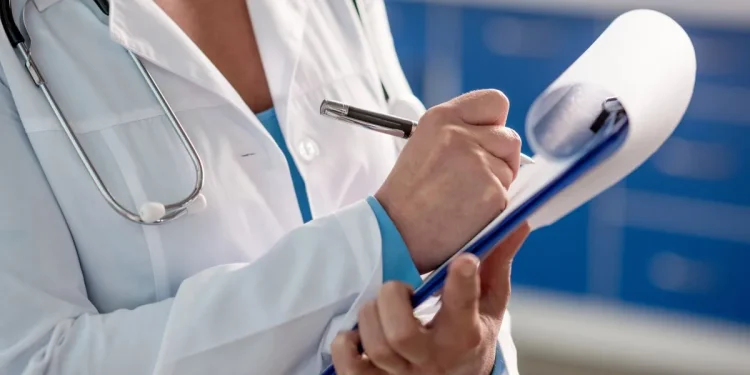 Las prepagas anunciaron aumentos: una de ellas subirá por encima de la inflación de octubre  El rubro Salud aumentó 1,8% en octubre, pero las compañías de medicina prepaga tomaron como referencia el total general del Índice de Precios al Consumidor.