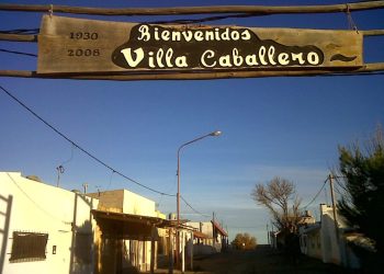 MONTE HERMOSO: Una legisladora bonaerense busca atender el histórico reclamo de los vecinos de Villa Caballero La senadora Nerina Neumann Losada presentó un proyecto para poner fin al histórico reclamo de Villa Caballero de incorporarse a Monte Hermoso.