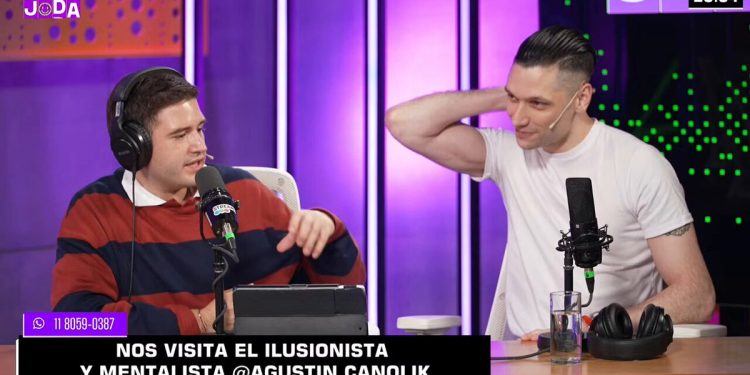 SIERRA DE LA VENTANA: Agustín Canolik, mentalista e ilusionismo, se presentó ayer en Telefe.  Después de su video viral registrado en el ingreso al evento Premios Hugo, recibió invitaciones a varios streaming en medios, mañana estará en el programa de Matias Martin y Clemente Cancela - Urbana Play 104.3FM - a las 13hs
