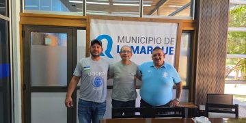 LAMARQUE: El Intendente Municipal de Lamarque Sergio Hernández, se reunió con los referentes de la UOCRA Alto Valle, donde se trataron diferentes temas además de coordinar distintas acciones