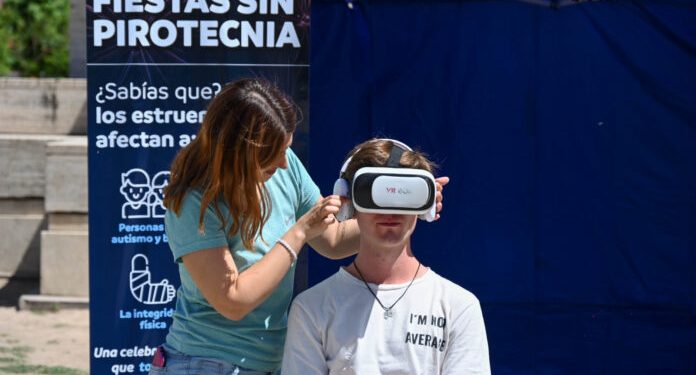 BAHIA BLANCA: Campaña “Fiestas sin pirotecnia” El Municipio de Bahía Blanca impulsa nuevamente la campaña “Fiestas sin pirotecnia” con el claro objetivo que los festejos de fin de año no se conviertan en sufrimiento para personas neurodivergentes, bebés, adultos mayores y animales.