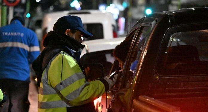 BAHIA BLANCA: Nochebuena y Navidad se realizaron operativos preventivos por la ciudad  En el marco de los festejos por Nochebuena y Navidad se realizaron operativos preventivos en distintos puntos de la ciudad.