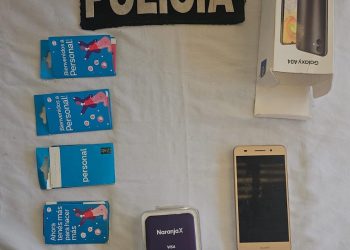 BAHIA BLANCA: Allanamientos en Bahía Blanca por una estafa con el alquiler de un departamento en Buenos Aires  En el marco de una investigación realizada por la UFIJ N.º 20, a cargo del fiscal Rodolfo De Lucia, el Juzgado de Garantías N.º4 ordenó el allanamiento de dos viviendas para buscar de elementos de interés en torno a una estafa realizada a través de Facebook con el alquiler de un departamento en Buenos Aires.