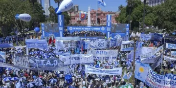 La advertencia de la CGT: «Si no nos escuchan, vamos a terminar en un paro nacional»