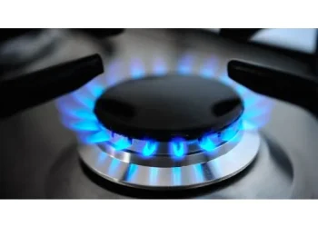 El Gobierno autorizó un aumento del precio mayorista del gas y el costo se trasladará a los hogares