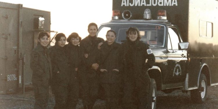 Senadores avanza con una ley para las enfermeras del Hospital Naval en Malvinas  El Senado bonaerense aprobó esta semana un proyecto que reconoce la labor de las enfermeras del Hospital Naval en Malvinas.