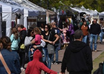BAHIA BLANCA: Ferias para recorrer en el finde largo