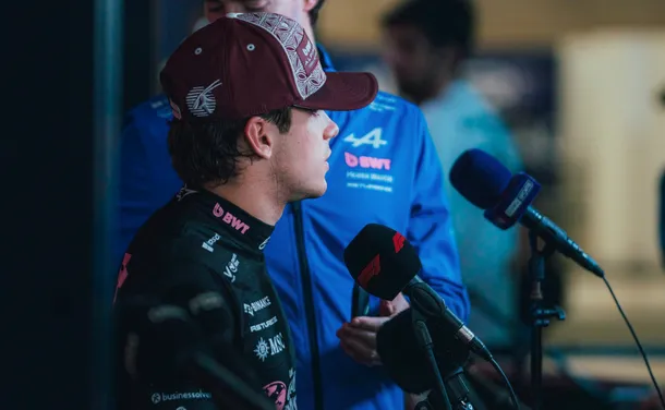 Franco Colapinto, con bronca tras el Gran Premio de Qatar: «No tengo confianza la verdad» El piloto argentino finalizó 14° en el Gran Premio de Qatar, pero se mostró autocrítico y admitió que no encontró ritmo ni confianza en un fin de semana complejo para Alpine.