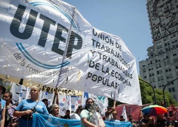 Movimientos sociales se suman a la marcha de la CGT y las CTA contra la reforma laboral