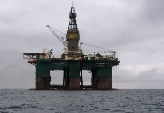 El Gobierno rechazó un proyecto de explotación petrolera en las Islas Malvinas y anticipó que tomará medidas legales La Cancillería advirtió que quienes participen del proceso podrían recibir "sanciones, restricciones operativas e inhabilitaciones".