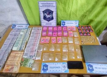BAHIA BLANCA: Dos personas fueron aprehendidas con droga y una importante cantidad de dinero