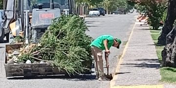 CHOELE CHOEL: Operativo Limpieza: una política sostenida que conecta al Municipio con los barrios y sus vecinos