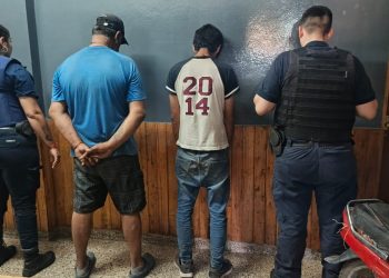 LAMARQUE: Dos sujetos detenidos por hurto de fruta