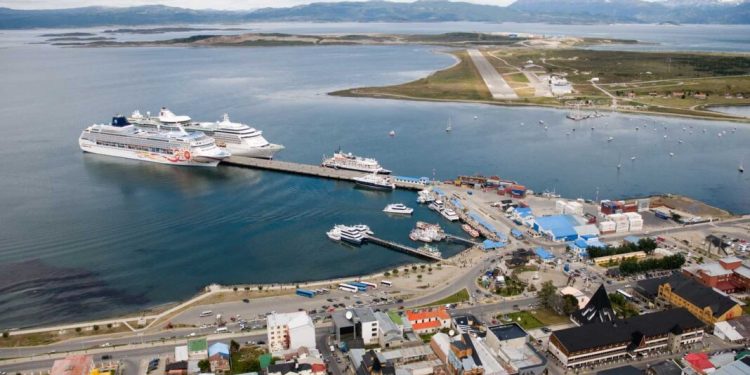 Nación intervino el puerto de Ushuaia y Melella denunció un avasallamiento  La gestión de Javier Milei quitó el control del puerto de Ushuaia a Tierra del Fuego, tras detectar irregularidades financieras y técnicas