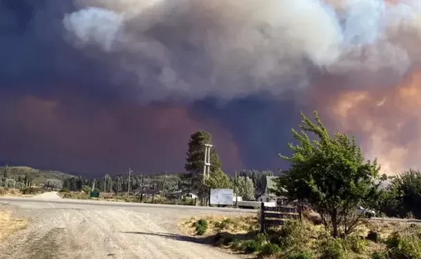 El Gobierno asignó casi $130 mil millones al Sistema Nacional de Bomberos Voluntarios  El Ministerio de Seguridad enviará dinero a 1.062 asociaciones y organizaciones provinciales para fortalecer el operativo contra los incendios forestales.