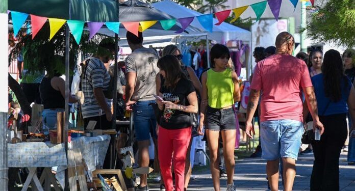 BAHIA BLANCA: Ferias del fin de semana