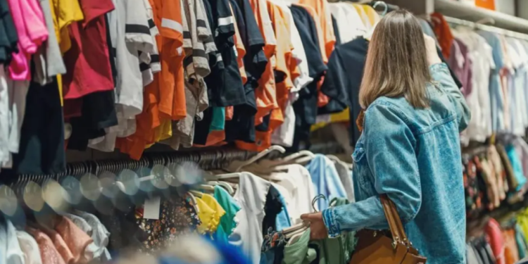 Las ventas minoristas terminaron 2025 en alza, pero con la mayoría de rubros en retroceso Las ventas minoristas de las pyme cerraron el año 2025 con una mejora acumulada del 2,5% a precios constantes, según la CAME.