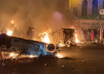 Irán se hunde en la violencia: al menos 538 muertos y 10.000 detenidos en las protestas contra el régimen