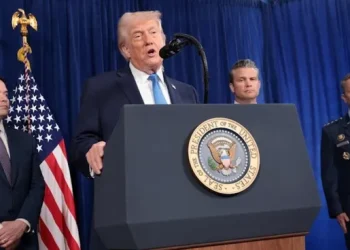 Donald Trump afirmó que EEUU gobernará Venezuela «hasta una transición segura» y no descartó un segundo ataque  El presidente estadounidense brindó una conferencia de prensa luego del accionar militar y la posterior captura de Nicolás Maduro. Allí también felicitó a quienes llevaron a cabo el operativo.