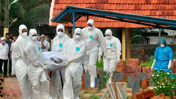 Alerta epidemiológica: brote del virus Nipah en India pone en guardia a las autoridades Se confirmaron cinco contagios en un hospital de Bengala Occidental, afectando principalmente al personal sanitario.