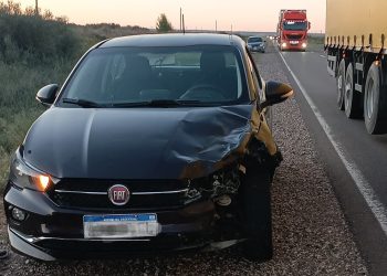 Accidente de tránsito en Ruta 22 por desprendimiento de una cubierta