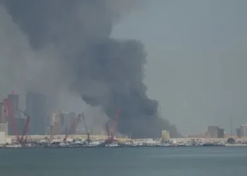 Irán contraatacó con bombardeos a Abu Dabi, Qatar y Bahréin