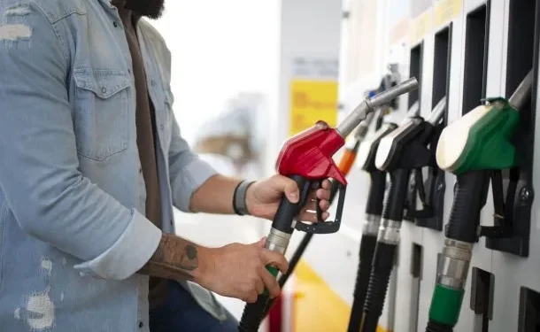 Nuevas subas en biodiesel y bioetanol suman presión a los precios de los combustibles en surtidor  Los biocombustibles se utilizan en el corte obligatorio con los combustibles y sus eventuales subas son trasladadas de manera automática por las petroleras a sus precios en surtidor