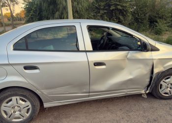 LAMARQUE: Un incidente vial ocurrido en la tarde del domingo, dejó como saldo solo daños materiales.