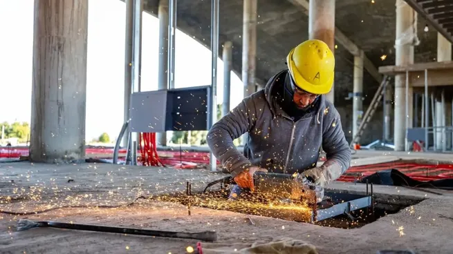 Las 10 claves de la reforma laboral de Javier Milei aprobada en Diputados El proyecto del Gobierno consiguió media sanción el pasado jueves. Se destacan modificaciones en indemnizaciones, vacaciones y negociaciones salariales.