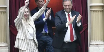 Diputados aprobó la Reforma Laboral: Karina Milei, Manuel Adorni y Diego Santilli festejaron desde un palco
