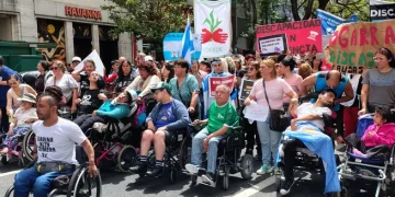 El gobierno de Javier Milei reglamentó la ley de Emergencia Nacional en Discapacidad tras un fallo judicial