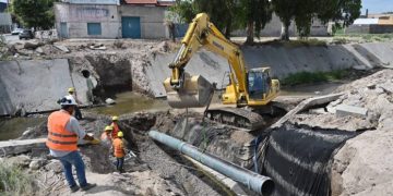 BAHIA BLANCA: Avanzan los trabajos en los puentes de Don Bosco y Pampa Central sobre el canal Maldonado