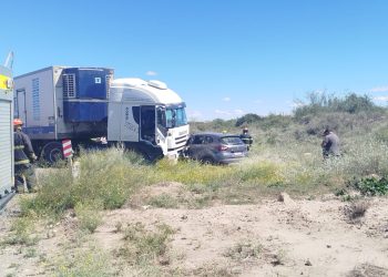 Un siniestro vial se registró este mediodía sobre la Ruta Nacional 22, a la altura del kilómetro 1026, en el tramo comprendido entre Coronel Belisle y Darwin.
