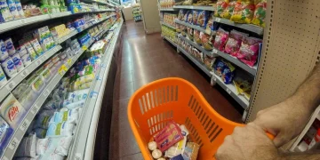 Advierten que la inflación se vuelve a acelerar y en marzo podría perforar el 3%