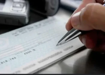 Los cheques rechazados volvieron a los niveles de la pandemia