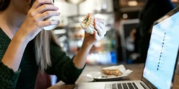El verdadero «no hay plata»: el 83,5% de los trabajadores se saltea comidas o bajó la calidad de sus alimentos