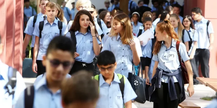 Los colegios privados de la Provincia encienden las alarmas por la falta de pago de las cuotas y la presión impositiva  Los colegios privados de la Provincia encendieron las alarmas por la falta de pago de las cuotas y la presión fiscal de los municipios.