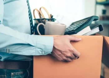 El desempleo saltó al 7,5% en el cierre de 2025 y tocó su máximo nivel desde la pandemia