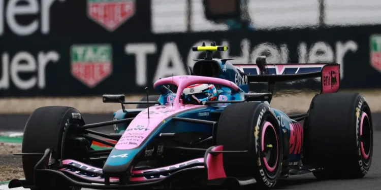 Fórmula 1: Franco Colapinto terminó 10º en el GP de China  El piloto argentino largó 12º, llegó a estar 2º y sufrió un choque de Ocon tras salir de boxes, pero remontó y terminó 10º en el GP de China para sumar sus primeros puntos con Alpine.