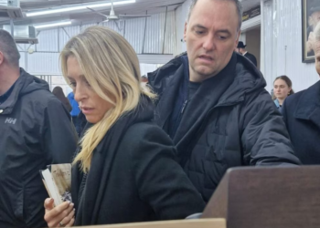 Milei y su gabinete salieron a respaldar a Adorni: “No vamos a permitir operaciones políticas”