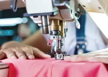 La industria textil cayó casi 26% interanual: el sector perdió más de 19.000 empleos en dos años