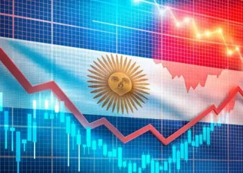 El riesgo país roza los 600 puntos y las acciones anotan mayoría de bajas, en línea con el mal humor global + S