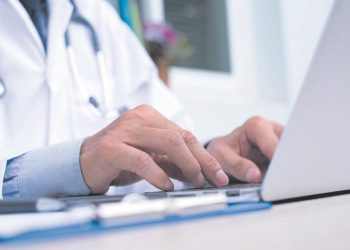 Médicos de cabecera del PAMI paran por 72 horas y alertan por falta de atención