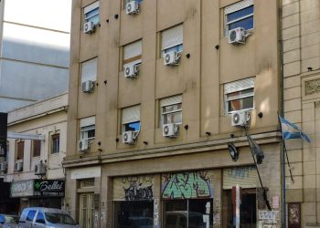 BAHIA BLANCA: Allanamiento por la sustracción de calzado de una firma bahiense