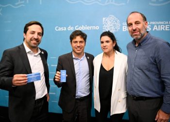 A la espera de la ley de empresas de medicamentos, Kicillof refuerza la entrega de remedios