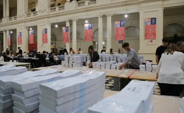 Rumbo a las elecciones 2027: en qué consiste la reforma electoral que anunció Javier Milei  El mandatario lanzó una inciativa que contempla una serie de cambios de cara a las próximas elecciones. PASO, Boleta Única y Ficha Limpia, entre otros.