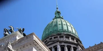 El Senado trata más de 60 pliegos judiciales y una veintena de ascensos militares