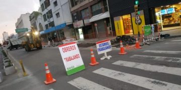 BAHIA BLANCA: Corte total de calzada