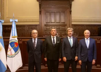 El Gobierno presentó un per saltum y pidió a la Corte Suprema frenar la cautelar sobre la reforma laboral